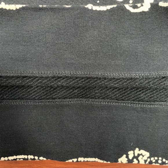 Amiri Logo Embroidered Bandana Print Hoodie - Black - Picture 2 of 12